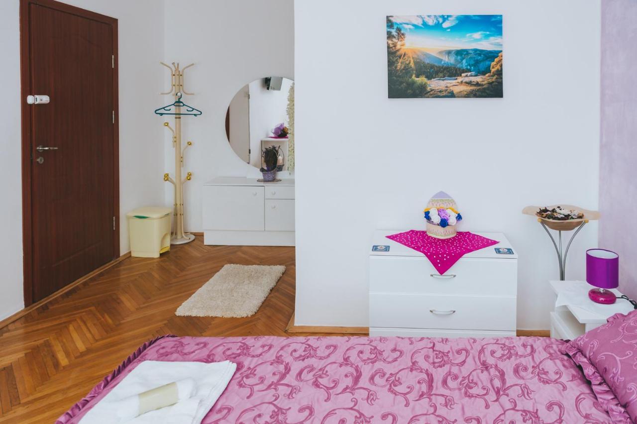 ホテル Casa Vinco Vici トゥルダ エクステリア 写真