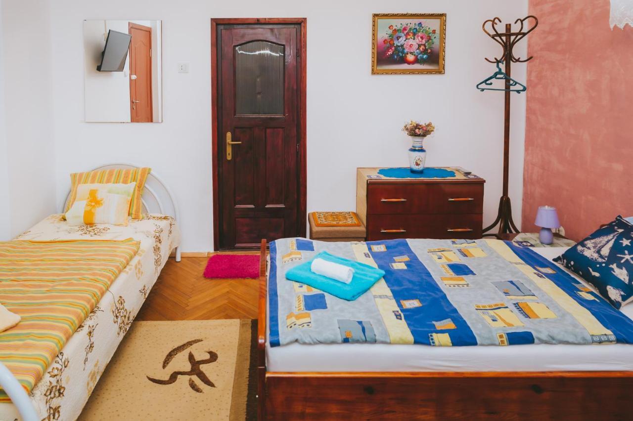 ホテル Casa Vinco Vici トゥルダ エクステリア 写真