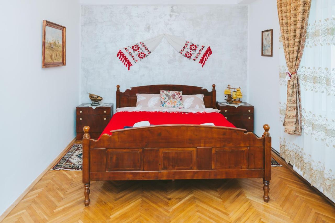 ホテル Casa Vinco Vici トゥルダ エクステリア 写真